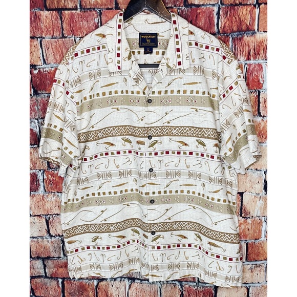 Woolrich Fly Fishing Lures Hook Novelty Men's XL Short Sleeve Button Front Shirt - Picture 1 of 4